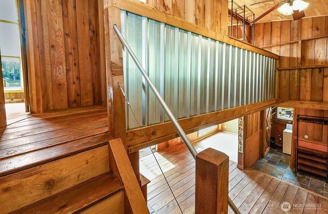 1103 SW Roesiger Rd, Snohomish, WA 98290