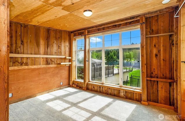 1103 SW Roesiger Rd, Snohomish, WA 98290