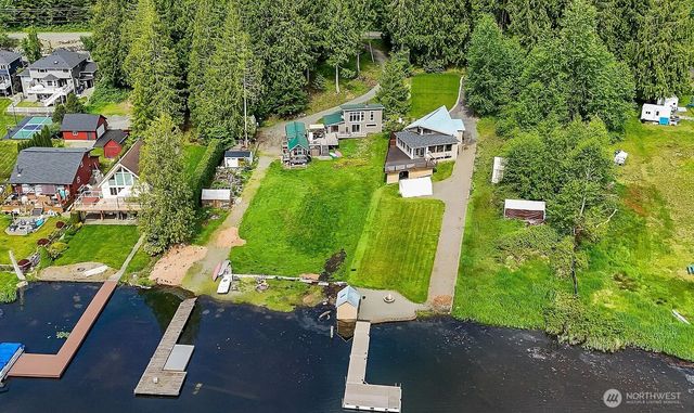 1103 SW Roesiger Rd, Snohomish, WA 98290