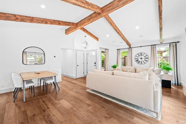 1929 Vintner Ct, Yountville, CA 94599