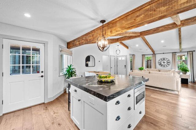 1929 Vintner Ct, Yountville, CA 94599