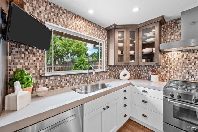 1929 Vintner Ct, Yountville, CA 94599