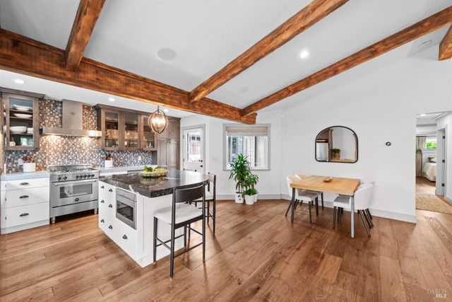 1929 Vintner Ct, Yountville, CA 94599