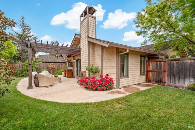 1929 Vintner Ct, Yountville, CA 94599