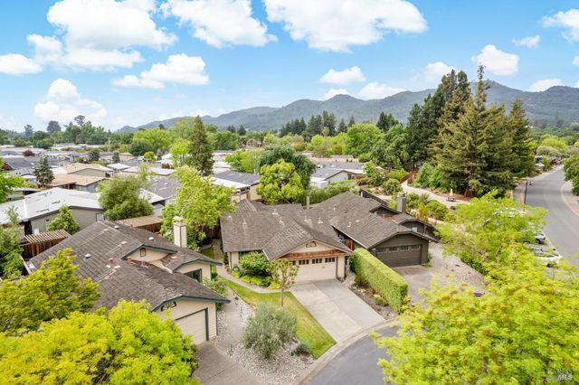 1929 Vintner Ct, Yountville, CA 94599