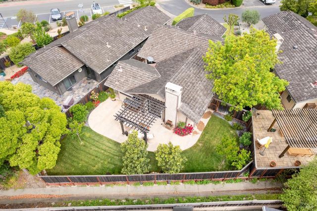 1929 Vintner Ct, Yountville, CA 94599
