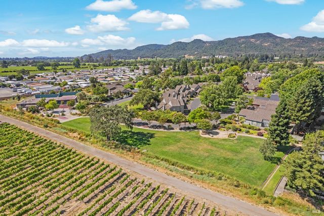 1929 Vintner Ct, Yountville, CA 94599
