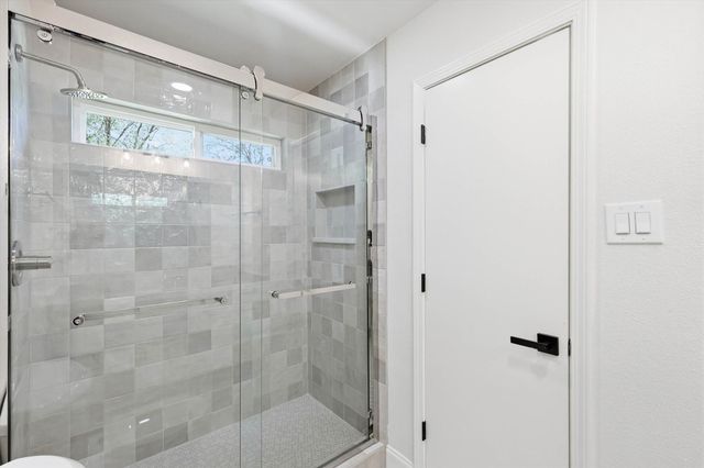 1713 Live Oak Drive, Lewisville, TX 75067