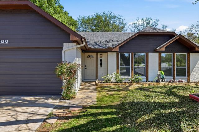1713 Live Oak Drive, Lewisville, TX 75067
