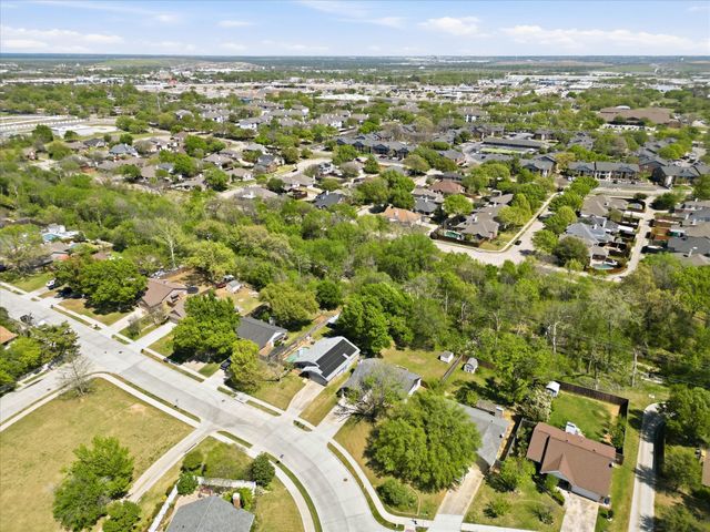 1713 Live Oak Drive, Lewisville, TX 75067