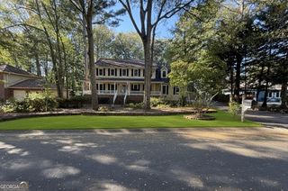 153 Lakeside Drive, Peachtree City, GA 30269