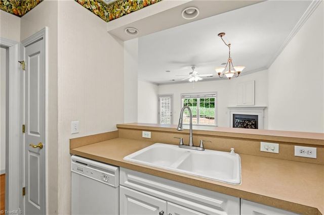 683 Sonoma Lane, High Point, NC 27265