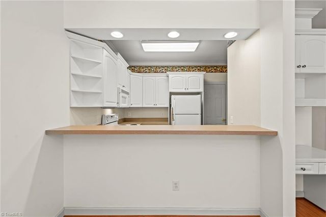 683 Sonoma Lane, High Point, NC 27265
