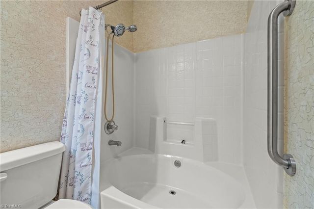 683 Sonoma Lane, High Point, NC 27265