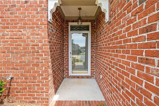 683 Sonoma Lane, High Point, NC 27265