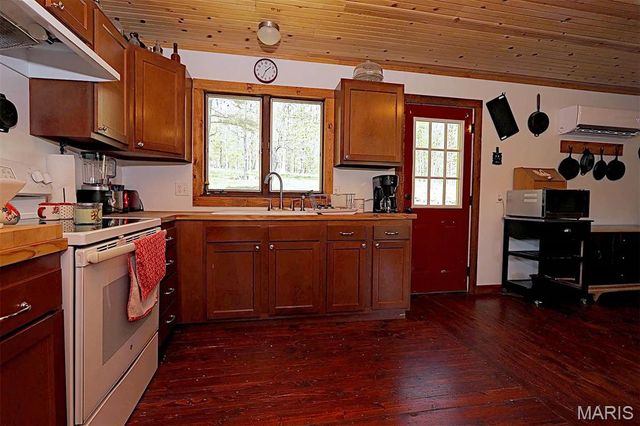 4769 BCR 846, Marquand, MO 63655