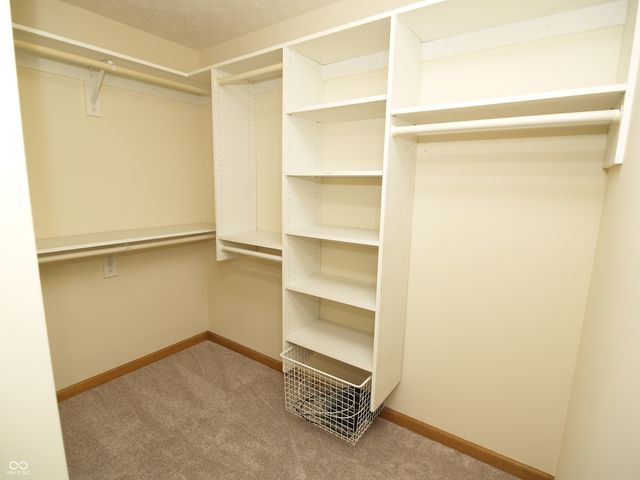 10350 Foxwood Drive W, Carmel, IN 46280