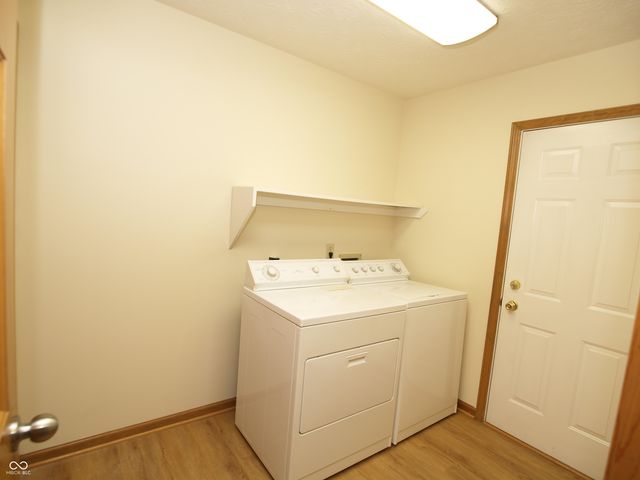 10350 Foxwood Drive W, Carmel, IN 46280