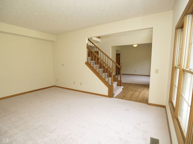 10350 Foxwood Drive W, Carmel, IN 46280