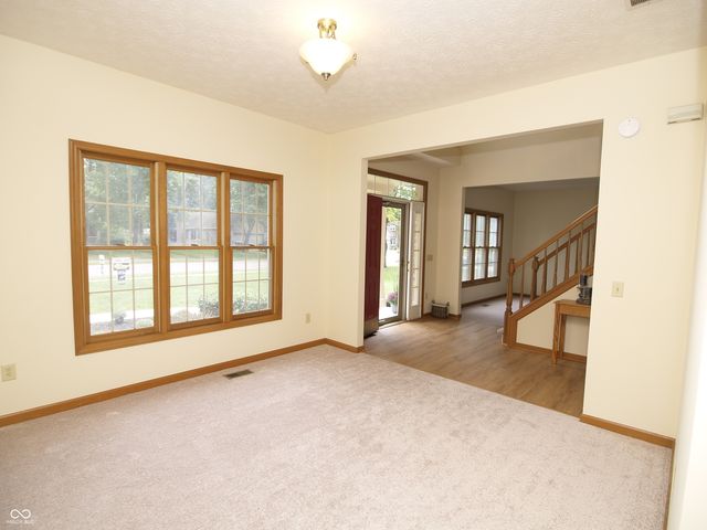 10350 Foxwood Drive W, Carmel, IN 46280