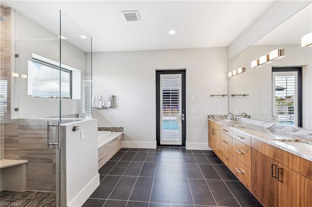 16351 Shenandoah CIR, Fort Myers, FL 33908