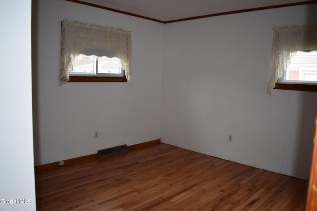 14 Seward Street, Queensbury, NY 12804