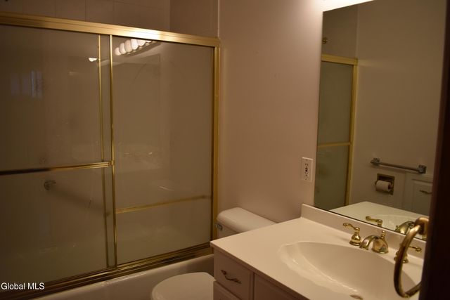 14 Seward Street, Queensbury, NY 12804