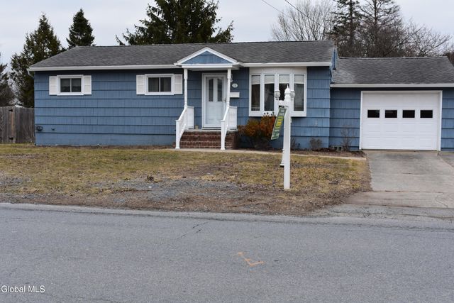 14 Seward Street, Queensbury, NY 12804