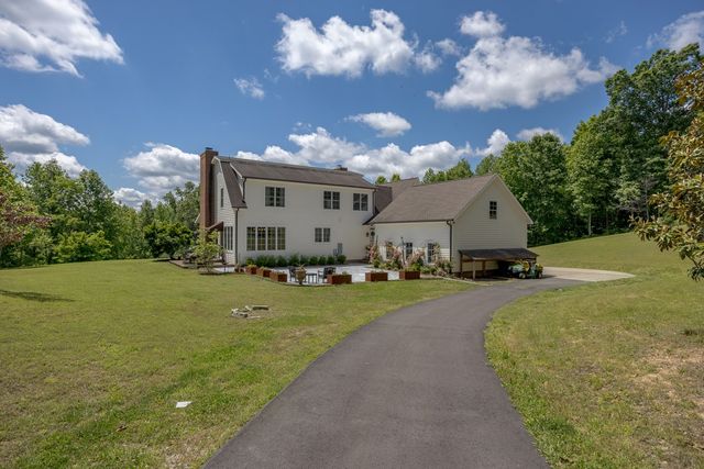 8706 Poplar Creek Rd, Nashville, TN 37221