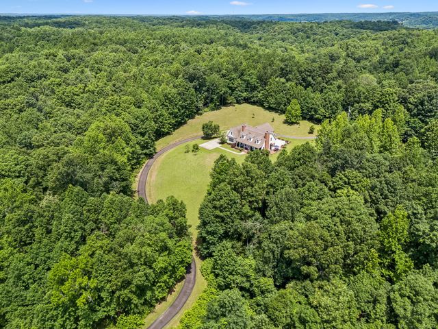 8706 Poplar Creek Rd, Nashville, TN 37221