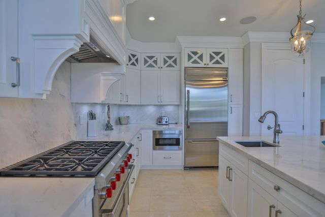 128 Leoni Drive, Plantation Key, FL 33036