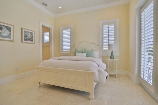 128 Leoni Drive, Plantation Key, FL 33036