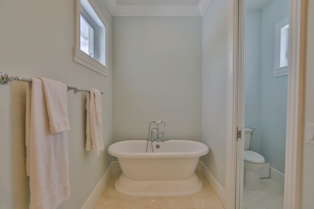 128 Leoni Drive, Plantation Key, FL 33036