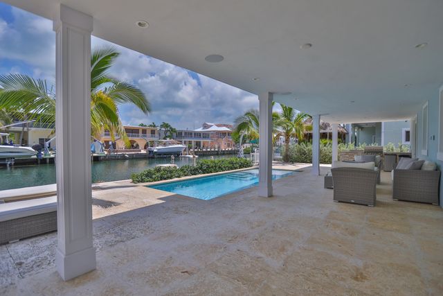 128 Leoni Drive, Plantation Key, FL 33036