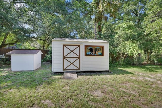 908 MASSACHUSETTS AVENUE, Deland, FL 32724