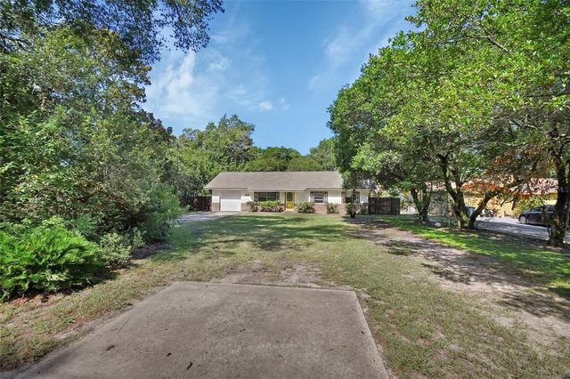908 MASSACHUSETTS AVENUE, Deland, FL 32724