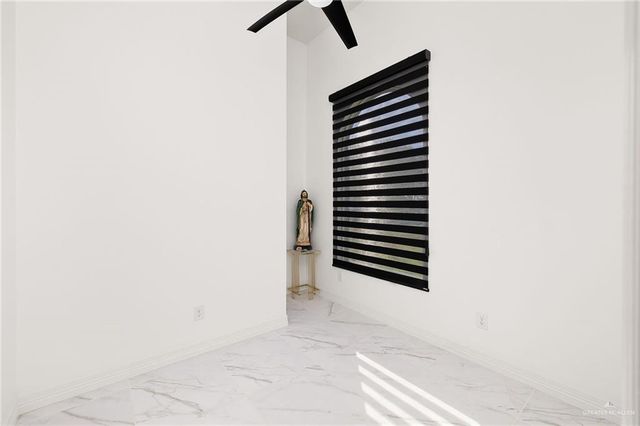 7003 Suncrest Acres Street, Edinburg, TX 78542