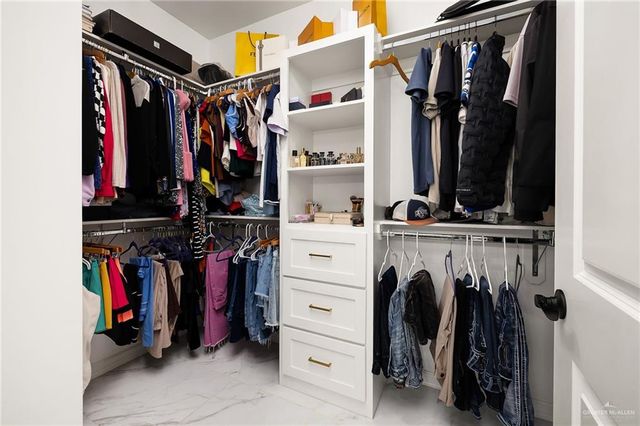 7003 Suncrest Acres Street, Edinburg, TX 78542