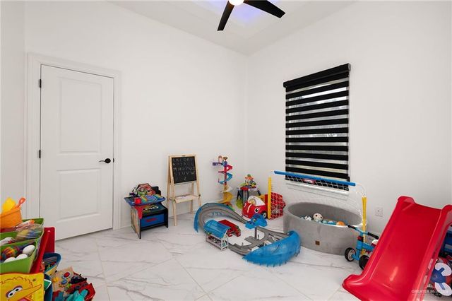 7003 Suncrest Acres Street, Edinburg, TX 78542