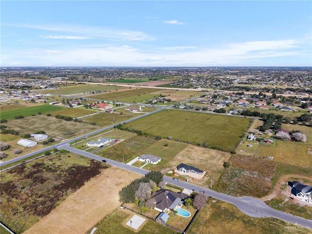 7003 Suncrest Acres Street, Edinburg, TX 78542