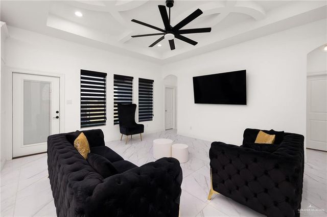 7003 Suncrest Acres Street, Edinburg, TX 78542