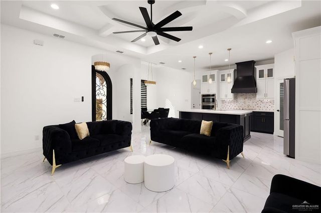 7003 Suncrest Acres Street, Edinburg, TX 78542