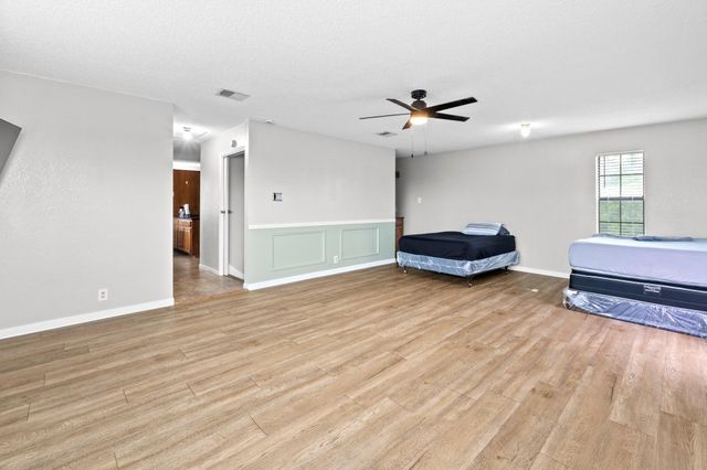 205 Sedro TRL, Georgetown, TX 78633