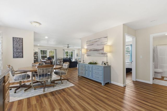 942 Lake Forest Drive, Galena, MO 65656