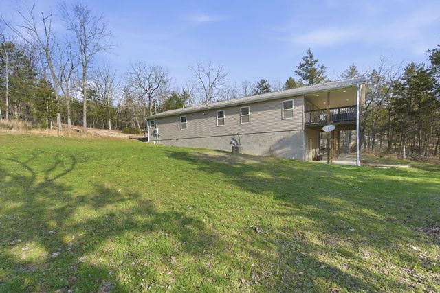 942 Lake Forest Drive, Galena, MO 65656