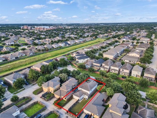 8235 Gran Villa Drive, Cypress, TX 77433