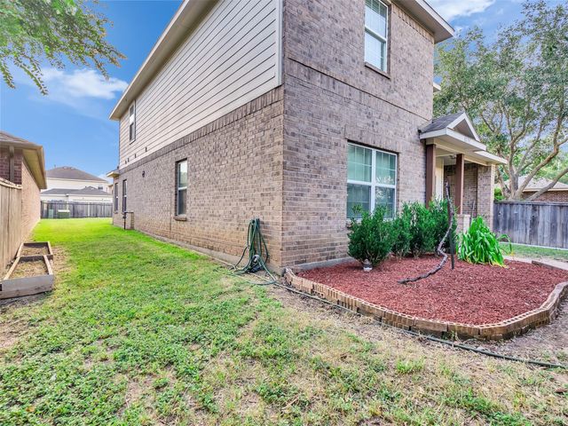 8235 Gran Villa Drive, Cypress, TX 77433