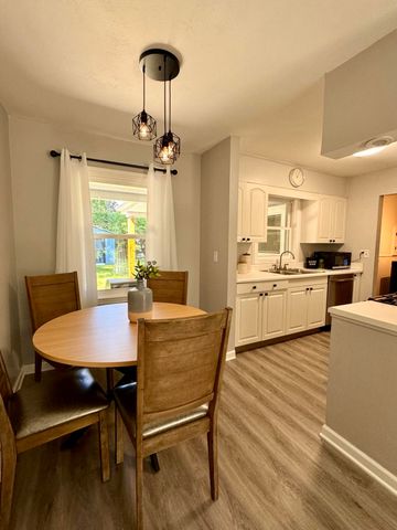 14977 Lakeshore Avenue, Grand Haven, MI 49417