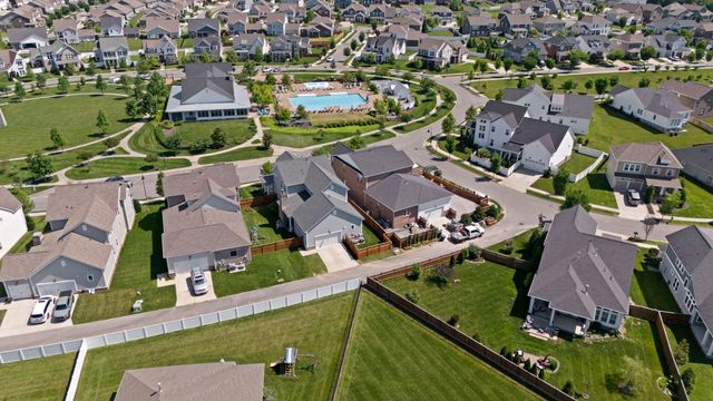 332 Azalea Cir, Hendersonville, TN 37075