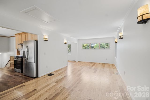 35 Clement Drive, Asheville, NC 28805